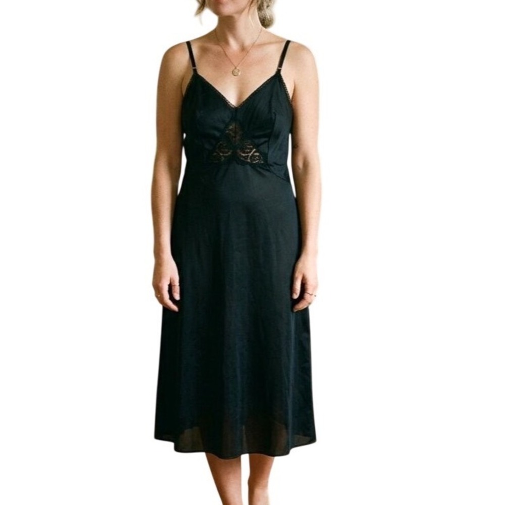 VTG SEARS Smooth THE DOESN'T SLIP Black LACE DETAIL Adjustable Straps Sz 36 Tall